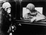 1918 women with masks